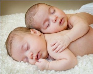 Antenatal courses for those expecting twins